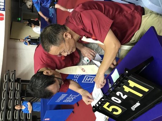 乒乓球小裁判的使用技巧（提高比赛公平性与裁判效率的关键）