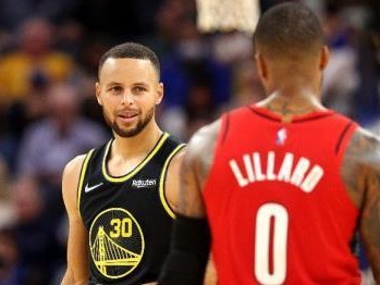 NBA历史上最出色的高个控卫球星（纵观历史，这些巨人舞动着掌控比赛的魔术权杖）