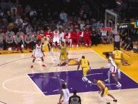 NBA历史得分篮板助攻排行榜的巅峰之路（探索篮球历史中最伟大的球员和他们的壮举）