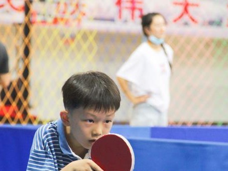 培养少儿乒乓球学员的关键要求（全面提升技术水平、注重身体素质培养）