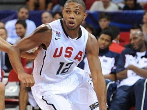 NBA篮球世界杯总冠军排行榜（探究历届总冠军及其传奇之路）