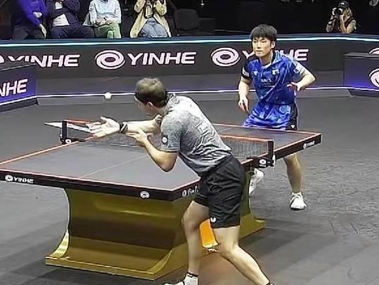 乒乓球老将的直拍打法之艺术（揭秘乒乓球老将的直拍技巧与策略）