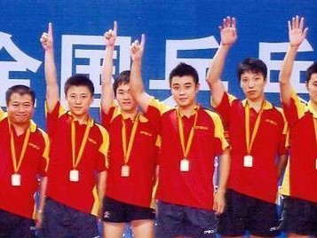 乒乓球人员标准身高的重要性（从身高角度看乒乓球运动的优势与发展）