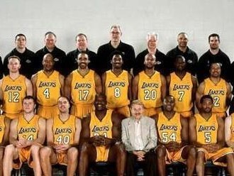 NBA三分球排行榜2018冠军（探索2018年度NBA三分球王的荣耀时刻，共同见证历史的创造！）