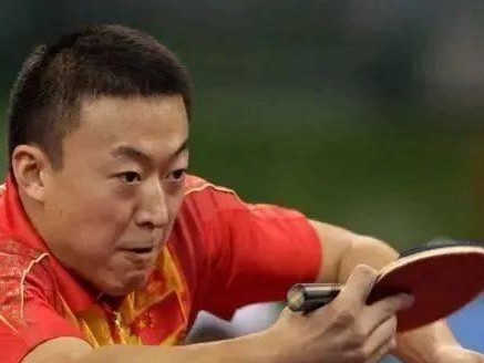 打乒乓球的技巧与要领（提高乒乓球水平的关键技巧及注意事项）