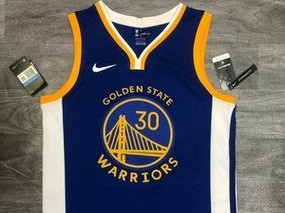全球最受欢迎的NBA球衣排行榜（探寻NBA球星在世界范围内的影响力和魅力）
