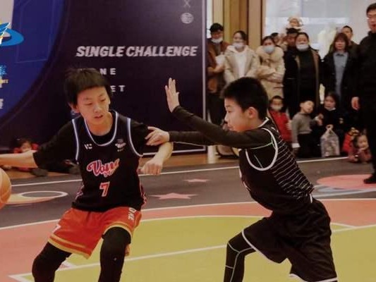 篮球1v1防守训练的技巧与策略（提升个人防守能力，成为篮球场上的防守利器）