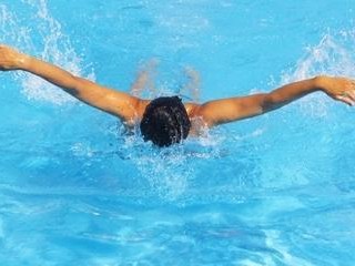 游泳换气技巧的学习之旅（快速掌握游泳换气技巧，享受游泳的乐趣）