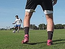足球技巧训练指南（有效提升踢球水平的技巧和方法）