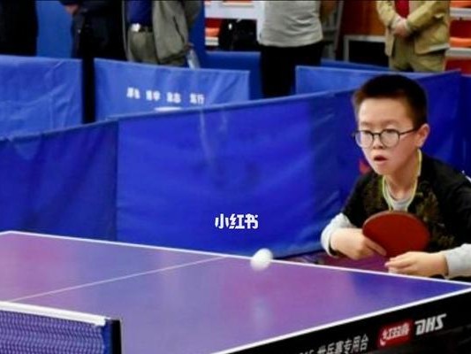 乒乓球技巧全面解析（掌握关键技巧，成为乒乓球高手）