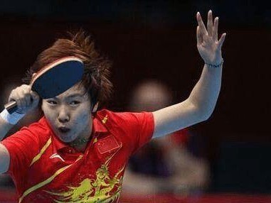 乒乓球比赛反扣技巧分享（掌握这些技巧，成为乒乓球比赛中的反扣高手！）