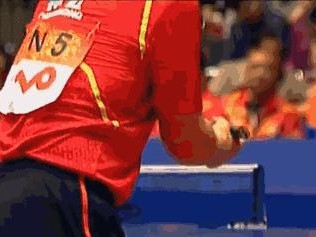 乒乓球发球的摩擦技巧（掌握发球技巧提高乒乓球比赛水平）