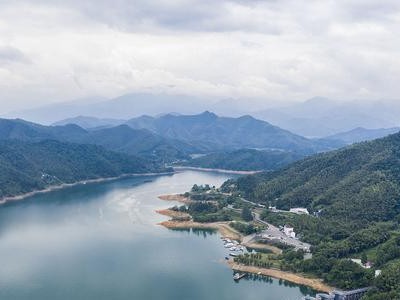 探秘霍山佛子岭水库的路亚钓鱼乐趣（挑战自我，畅享大自然——霍山佛子岭水库路亚钓鱼之旅）