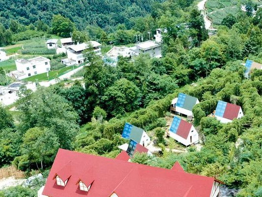 南江县赤溪镇路亚钓鱼（探寻赤溪镇的美丽风光和丰富鱼群，享受路亚钓鱼的乐趣）