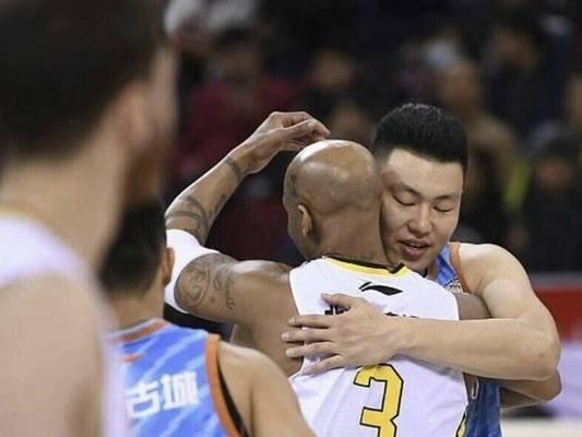 CBA篮球比赛中的恶意防守（恶意防守）