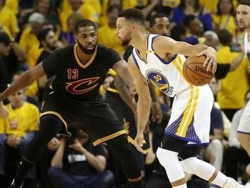 20赛季NBA三分命中率排行榜（记录当代球员命中率高低，谁是最稳定的三分射手？）