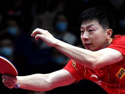 马龙重新跻身乒乓球巅峰！（马龙再度夺得世界冠军，成为乒乓球历史上最杰出选手之一）