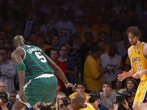 MasteringBasketballDefense（EffectiveTechniquesandStrategiestoBecomeaGreatDefender）